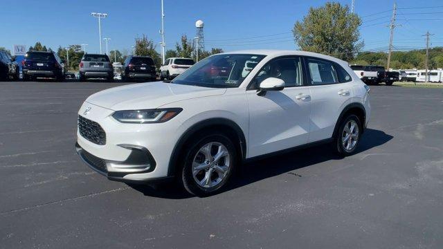Photo of 2023 White Honda HR-V