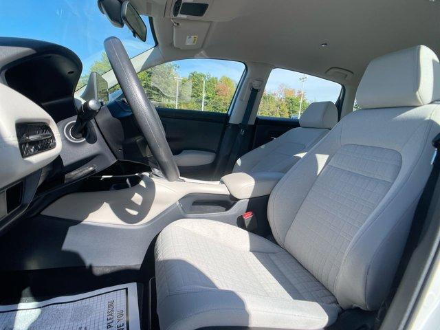 Photo of 2023 White Honda HR-V