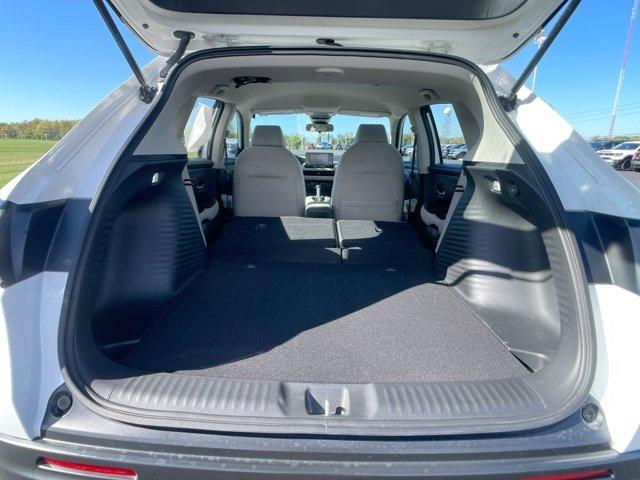Photo of 2023 White Honda HR-V