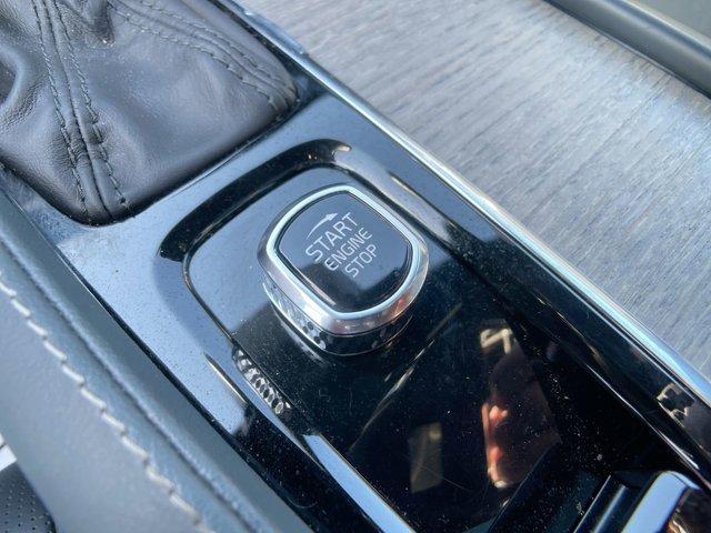 Photo of 2022 Savile Gray Metallic Volvo XC90