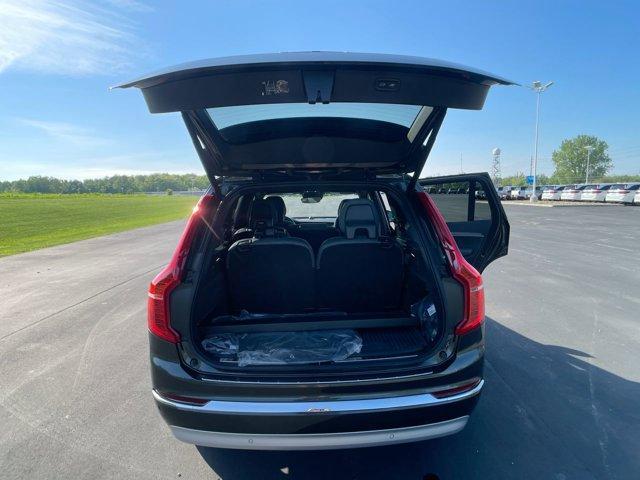 Photo of 2022 Savile Gray Metallic Volvo XC90
