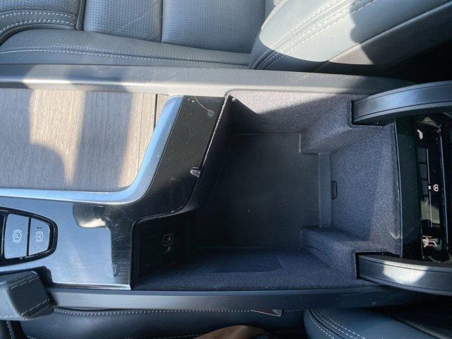 Photo of 2022 Savile Gray Metallic Volvo XC90