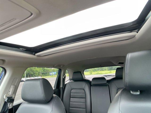 Photo of 2023 Still Night Pearl Honda CR-V