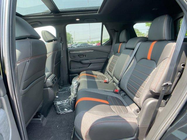 Photo of 2026 Crystal Black Pearl Honda Passport