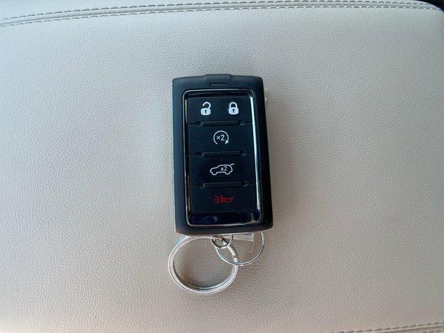 Photo of 2024 Bright White Clearcoat Jeep Grand Cherokee