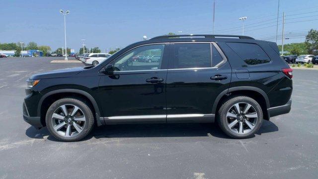 Photo of 2025 Crystal Black Pearl Honda Pilot