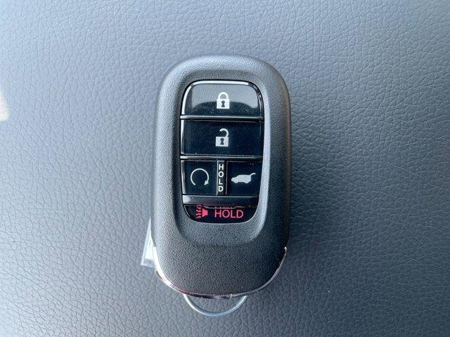 Photo of 2025 Crystal Black Pearl Honda Pilot