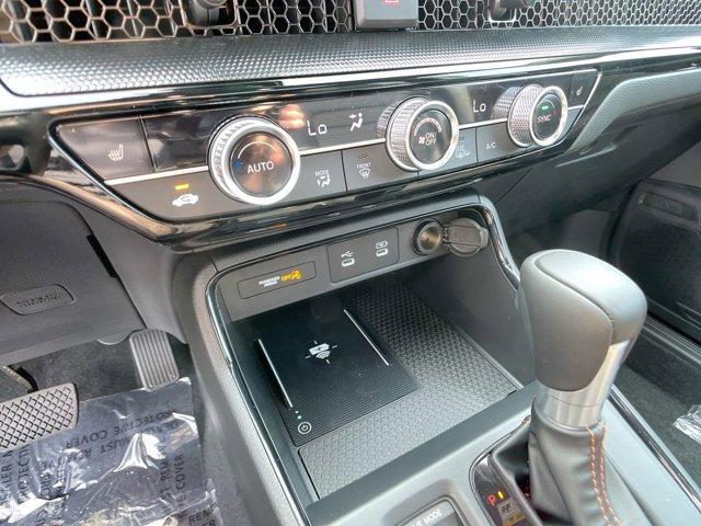 Photo of 2026 Crystal Black Pearl Honda CR-V Hybrid