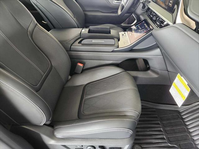 Photo of 2025 Dynamic Metal INFINITI QX80