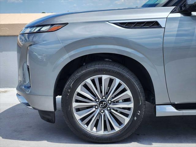 Photo of 2025 Dynamic Metal INFINITI QX80