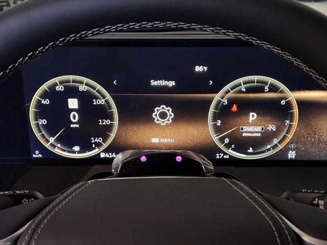 Photo of 2025 Radiant White INFINITI QX80