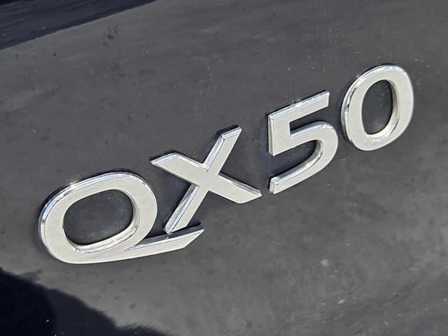 Photo of 2019 Hermosa Blue INFINITI QX50