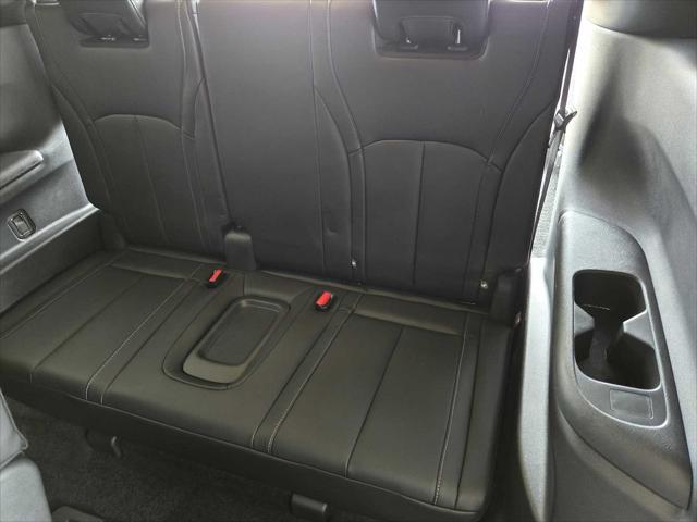 Photo of 2025 Majestic White INFINITI QX60