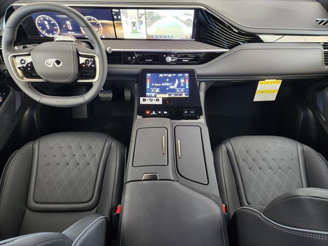 Photo of 2025 Mineral Black INFINITI QX80