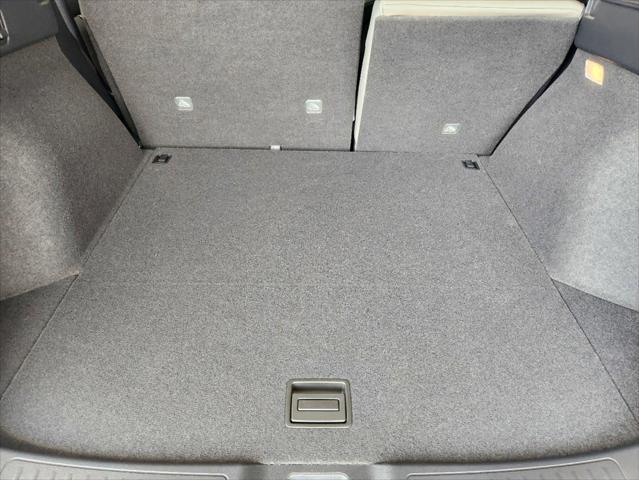 Photo of 2024 Radiant White INFINITI QX50
