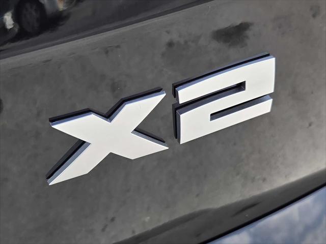 Photo of 2025 Black Sapphire Metallic BMW X2