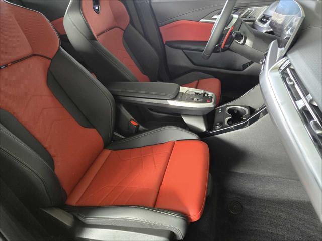 Photo of 2025 Black Sapphire Metallic BMW X2