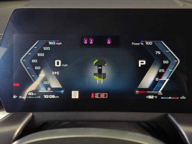 Photo of 2025 Black Sapphire Metallic BMW X2