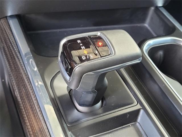 Photo of 2023 Summit White Chevrolet Silverado 1500