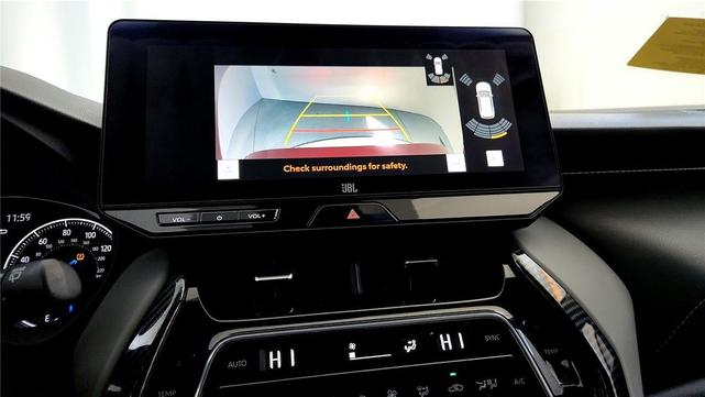 Photo of 2023 Ruby Flare Pearl Toyota Venza