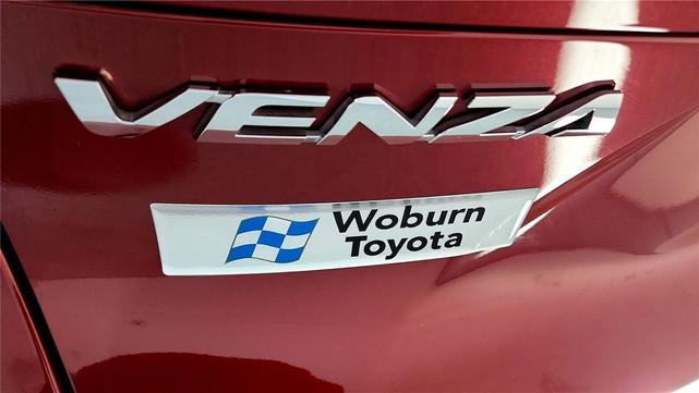 Photo of 2023 Ruby Flare Pearl Toyota Venza