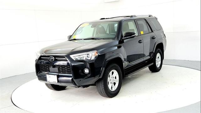 Photo of 2022 Midnight Black Metallic Toyota 4Runner