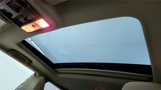 Photo of 2022 Blizzard Pearl Toyota 4Runner