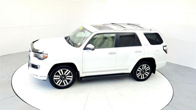 Photo of 2022 Blizzard Pearl Toyota 4Runner