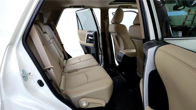 Photo of 2022 Blizzard Pearl Toyota 4Runner