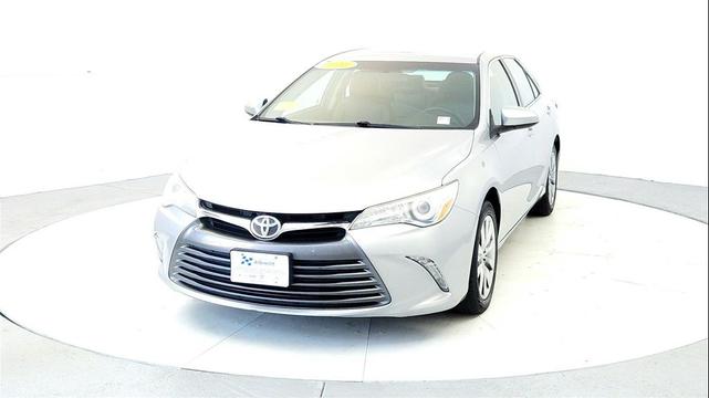 Photo of 2016 Celestial Silver Metallic Toyota Camry