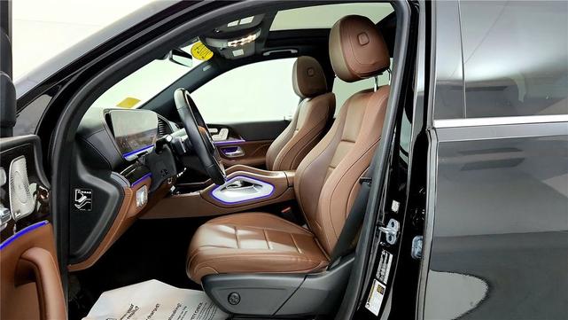 Photo of 2024 Black Mercedes-Benz GLE 350