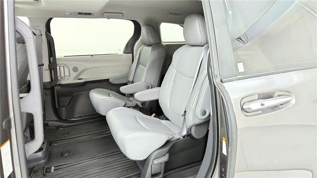 Photo of 2024 Predawn Gray Mica Toyota Sienna