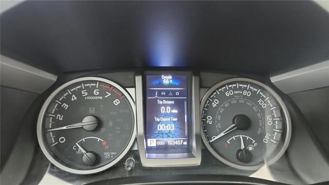 Photo of 2021 Super White Toyota Tacoma