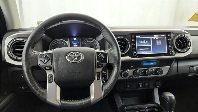 Photo of 2021 Super White Toyota Tacoma