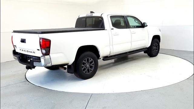 Photo of 2021 Super White Toyota Tacoma
