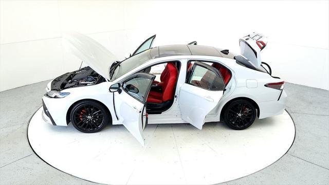 Photo of 2023 White Toyota Camry