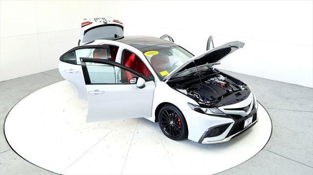 Photo of 2023 White Toyota Camry