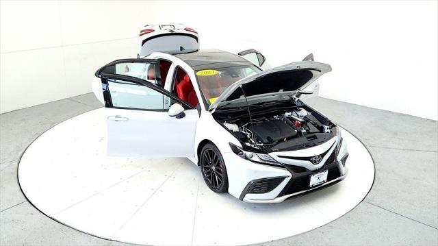Photo of 2023 White Toyota Camry