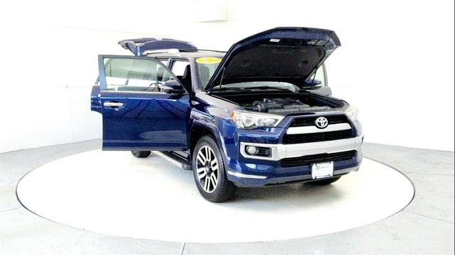 Photo of 2019 Nautical Blue Metallic Toyota 4Runner