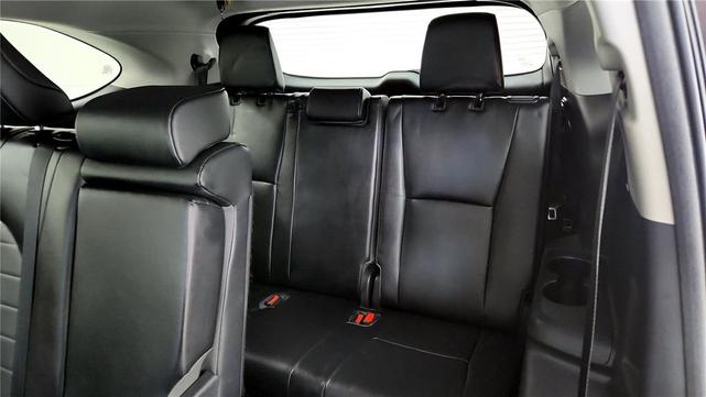 Photo of 2023 Midnight Black Metallic Toyota Highlander