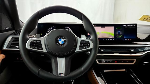 Photo of 2025 Black Sapphire Metallic BMW X5