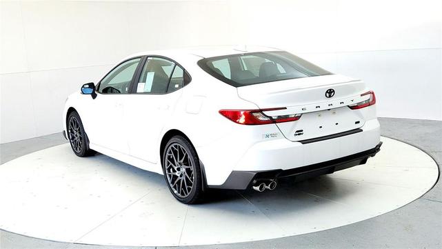 Photo of 2025 Ice Cap Toyota Camry