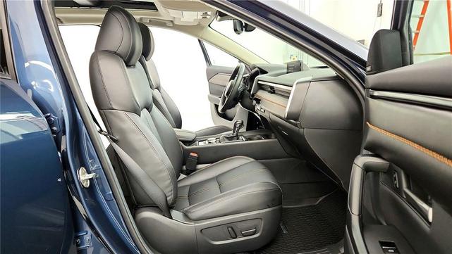 Photo of 2024 Ingot Blue Metallic Mazda CX-50