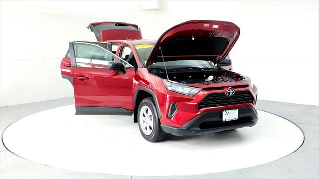 Photo of 2022 Ruby Flare Pearl Toyota RAV4