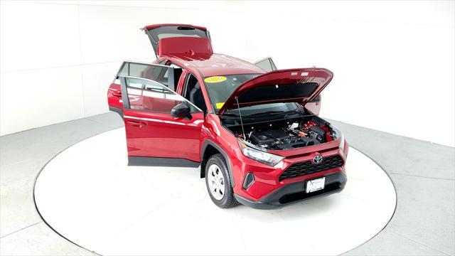 Photo of 2022 Ruby Flare Pearl Toyota RAV4