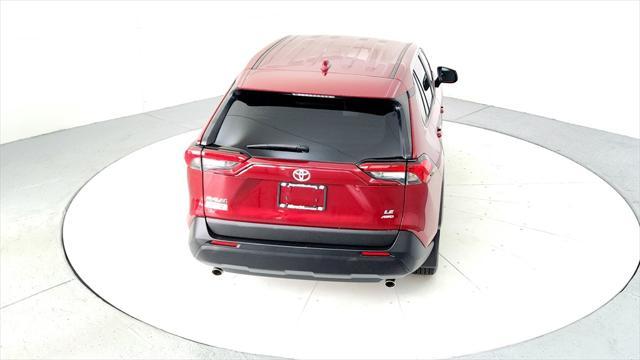 Photo of 2022 Ruby Flare Pearl Toyota RAV4