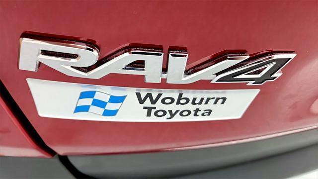Photo of 2022 Ruby Flare Pearl Toyota RAV4