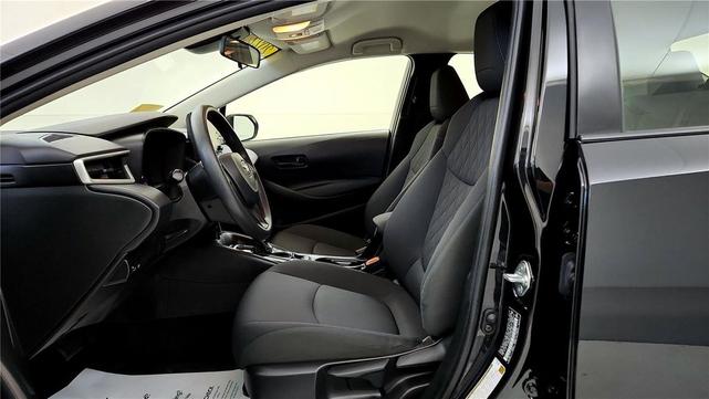 Photo of 2022 Black Sand Pearl Toyota Corolla