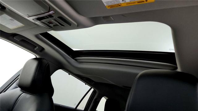 Photo of 2020 Magnetic Gray Metallic Toyota Highlander Hybrid