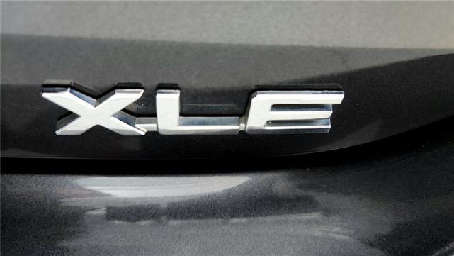 Photo of 2020 Magnetic Gray Metallic Toyota Highlander Hybrid